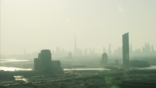 Vue aérienne de la ville de Dubai — Video