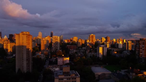 Vancouver skyline e vida residencial — Vídeo de Stock