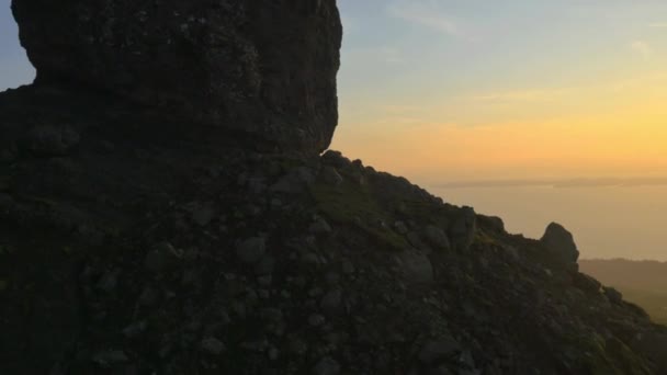 Sunset view of Storr Trotternish Ridge — Stock Video