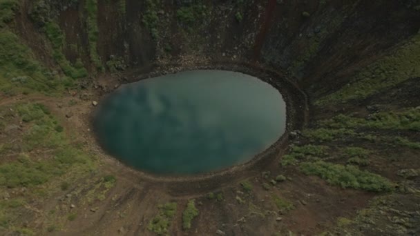 Lago del cráter Kerid, Islandia — Vídeo de stock