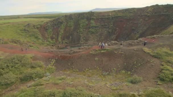 Lago del cráter Kerid, Islandia — Vídeo de stock