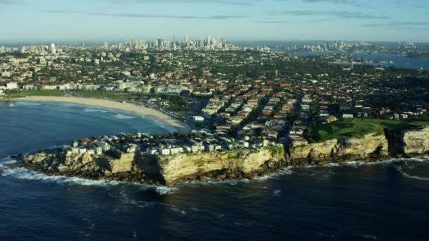 Stad Sydney en Bondi Beach — Stockvideo