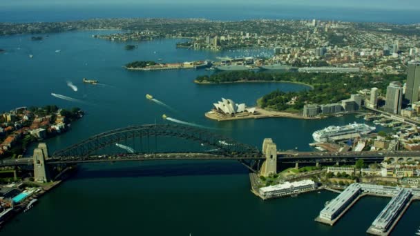 Puente del puerto de Sydney y Opera House — Vídeo de stock