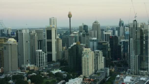 Edificios de la ciudad en el centro de Sydney — Vídeo de stock