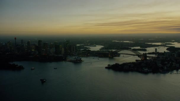 Ponte sul porto di Sydney e Teatro dell'Opera — Video Stock