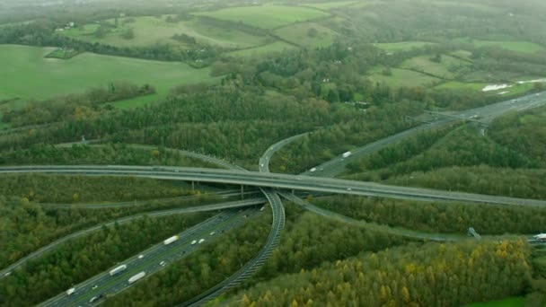 M25 snelweg systeem buiten Londen — Stockvideo