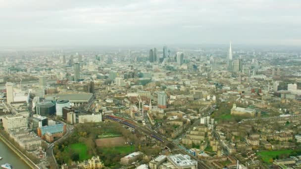 London Eye i London, England — Stockvideo