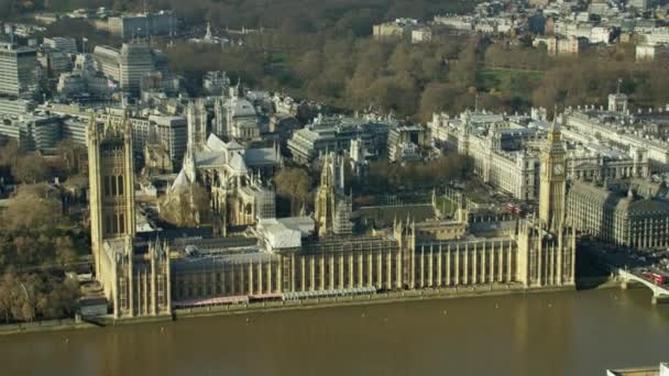 Londra, İngiltere Parlamentosu evleri — Stok video