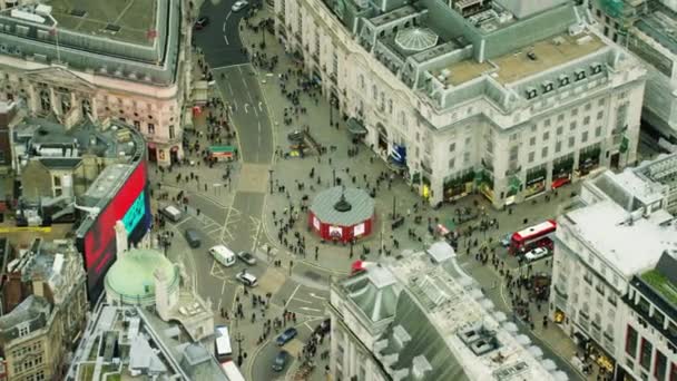 Piccadilly Circus em Londres, Reino Unido — Vídeo de Stock