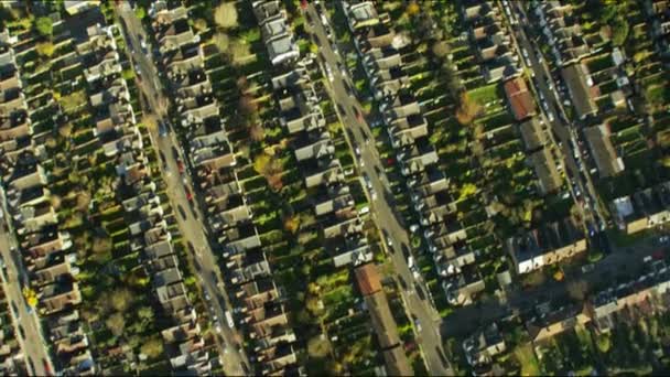 Viviendas suburbanas en Londres — Vídeo de stock