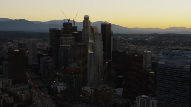 Napkelte a Los Angeles-i utca-és városrészlet — Stock videók