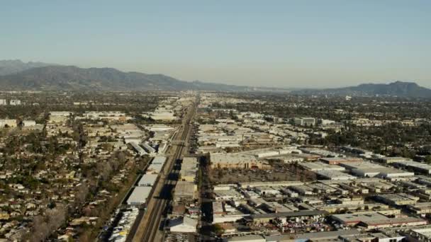 Dworzec kolejowy Amtrak na przedmieściach Los Angeles — Wideo stockowe