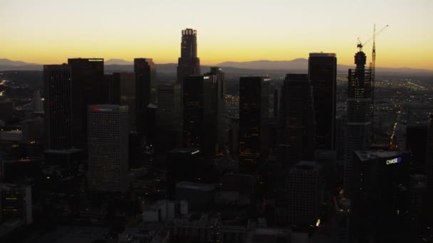 Moderne städtische Wolkenkratzer von los angeles — Stockvideo