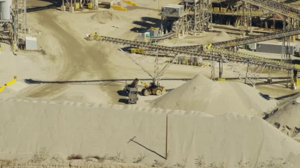 カリフォルニアの丘の産業採石場 — ストック動画