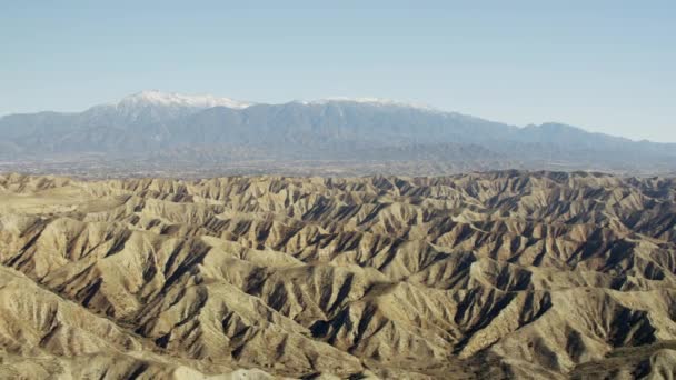 Catena montuosa fuori città di Los Angeles — Video Stock