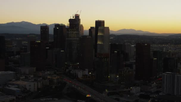 Vue sur le lever du soleil du centre-ville de Los Angeles — Video