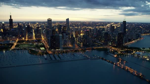 Rascacielos Lake Michigan y Chicago — Vídeos de Stock