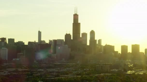 Ciudad de Chicago skyline y áreas urbanas — Vídeo de stock