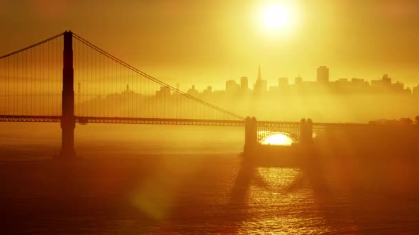 Мост Сан-Франциско и Золотые ворота — стоковое видео