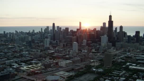 Edifici in centro città a Chicago — Video Stock