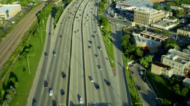 Motorvägar och förortsområden i Chicago — Stockvideo