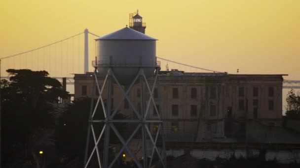 Vista do nascer do sol da ilha Rock Alcatraz — Vídeo de Stock