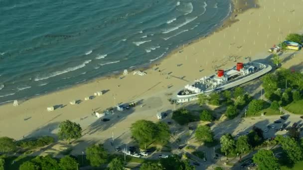 Strandbereich am Michigansee in Chicago — Stockvideo