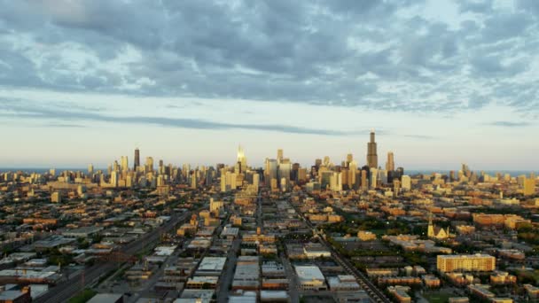 Áreas urbanas e arranha-céus de Chicago — Vídeo de Stock