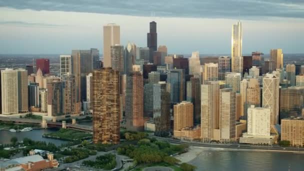 Michigan Gölü ve Chicago kenti — Stok video