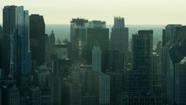 De skyline van de stad van Chicago en lake Michigan — Stockvideo