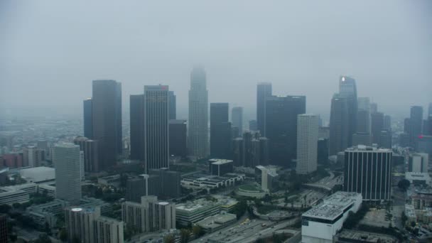 Légi kilátás Los Angeles felhőkarcolók kereskedelmi ingatlan Kalifornia — Stock videók