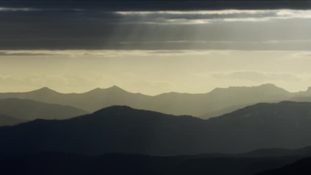 Vue aérienne du lever du soleil nuages bas Yellowstone Park USA — Video