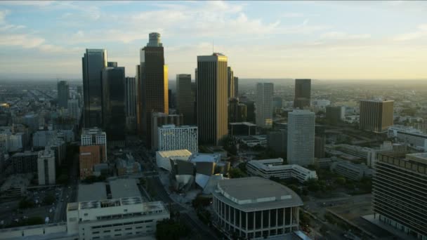 Luchtfoto Los Angeles Music Center Bunker Hill — Stockvideo