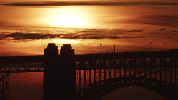 Hava günbatımı görüntüsü Golden Gate Köprüsü San Francisco — Stok video