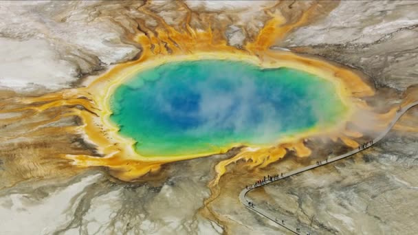 Aerial view Grand Prismatic Spring mineral water USA — Stock Video