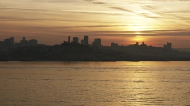 공중에서 일몰 광경 샌프란시스코만 의만 (灣) — 비디오