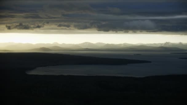 Vzdušný východ slunce Jackson Lake Grand Teton Mountain Range — Stock video