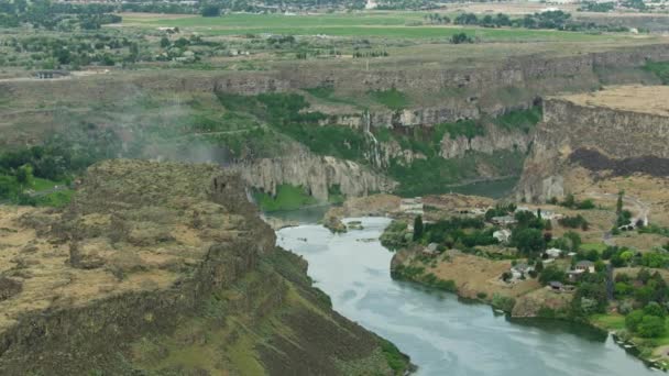 Vista aérea Twin Falls Shoshone Park cascada Estados Unidos — Vídeos de Stock