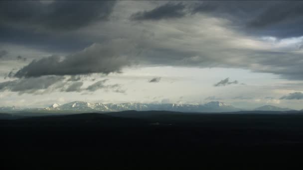 Letecký výhled na východ slunce Grand Teton pohoří USA — Stock video