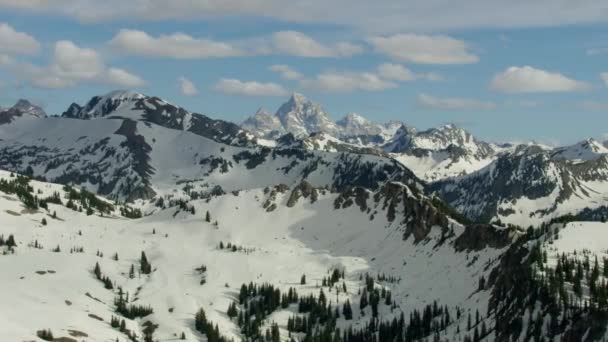Aerial view Mount Moran Grand Teton mountain range — Stockvideo