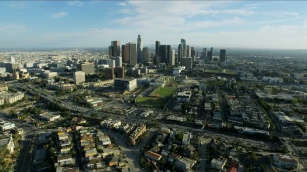 Letecký panorama v centru LA a trasa 101 — Stock video
