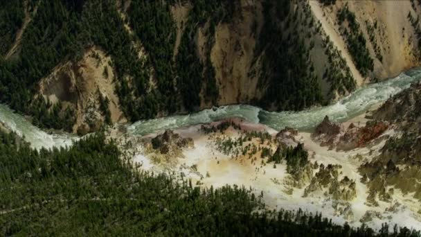 Widok z lotu ptaka Park Narodowy Yellowstone rzeka USA — Wideo stockowe