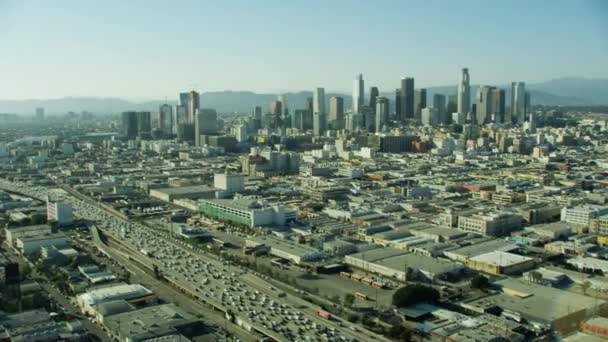 Pemandangan udara Los Angeles US10 pencakar langit Freeways California — Stok Video