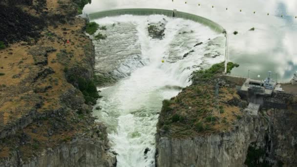 Aerial view hydroelectricity power plant Box Canyon USA — Stockvideo