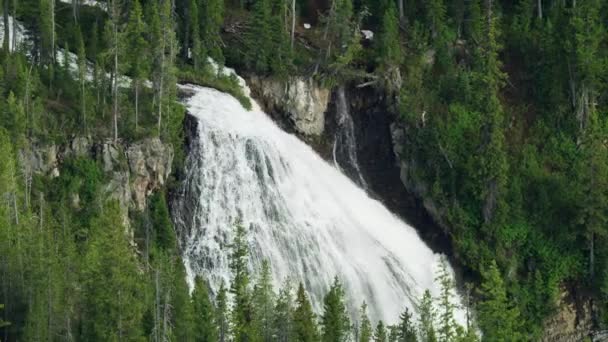 Vista aérea Union Falls Yellowstone National Park USA — Vídeos de Stock