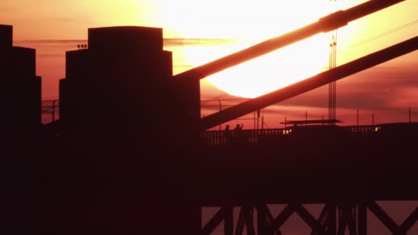Silhouette tramonto aereo Golden Gate Bridge San Francisco — Video Stock