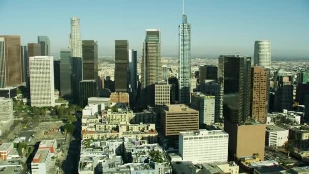 Luchtfoto Los Angeles wolkenkrabbers commercieel eigendom Californië — Stockvideo