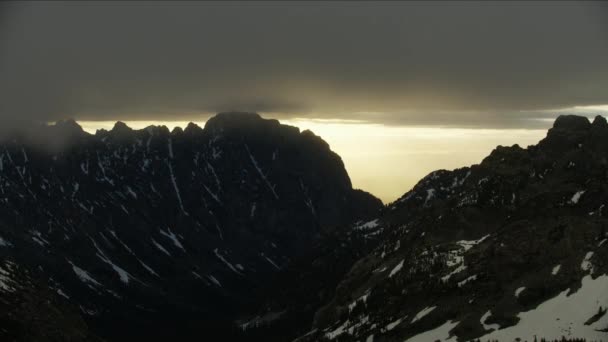 Letecký pohled na východ slunce Jackson Lake Teton hory USA — Stock video