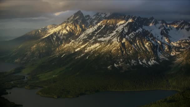 Lever De Soleil Aérien Mt Moran Grand Teton montagnes USA — Video