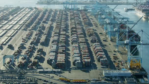 Vedere aeriană containere de transport maritim Terminal Island Los Angeles — Videoclip de stoc